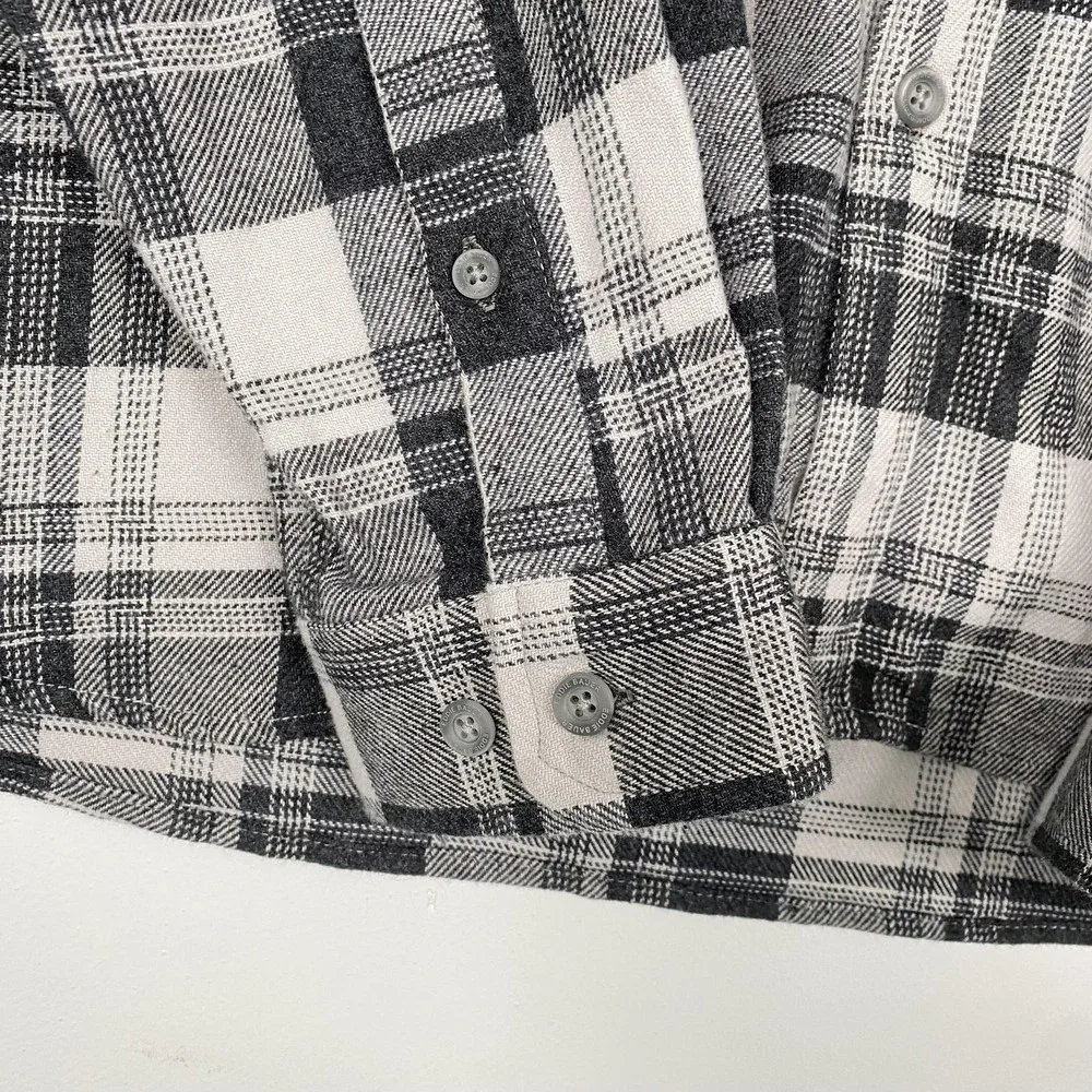 NWT Eddie Bauer Shirt Mens 2XL Gray Plaid Supersoft Stretch Flannel Button Front